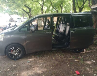 2016 Toyota Noah Transportation Diani Mombasa